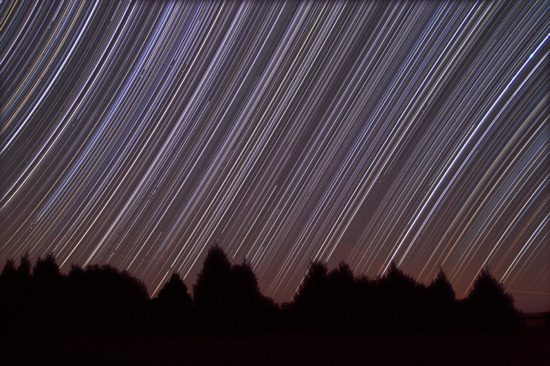 20091116_StarTrails_V1_present.jpg