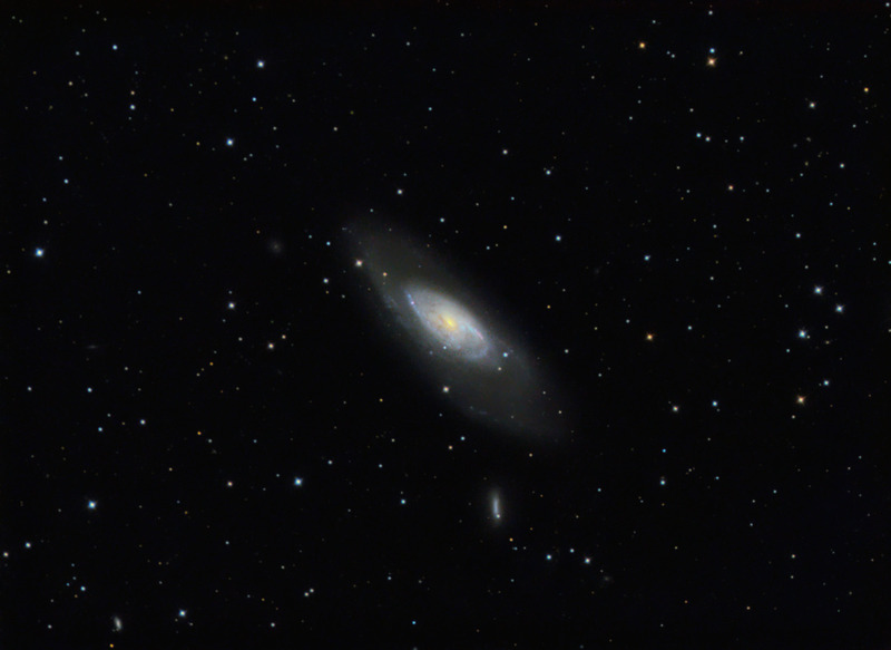 M106_20070510_present.jpg